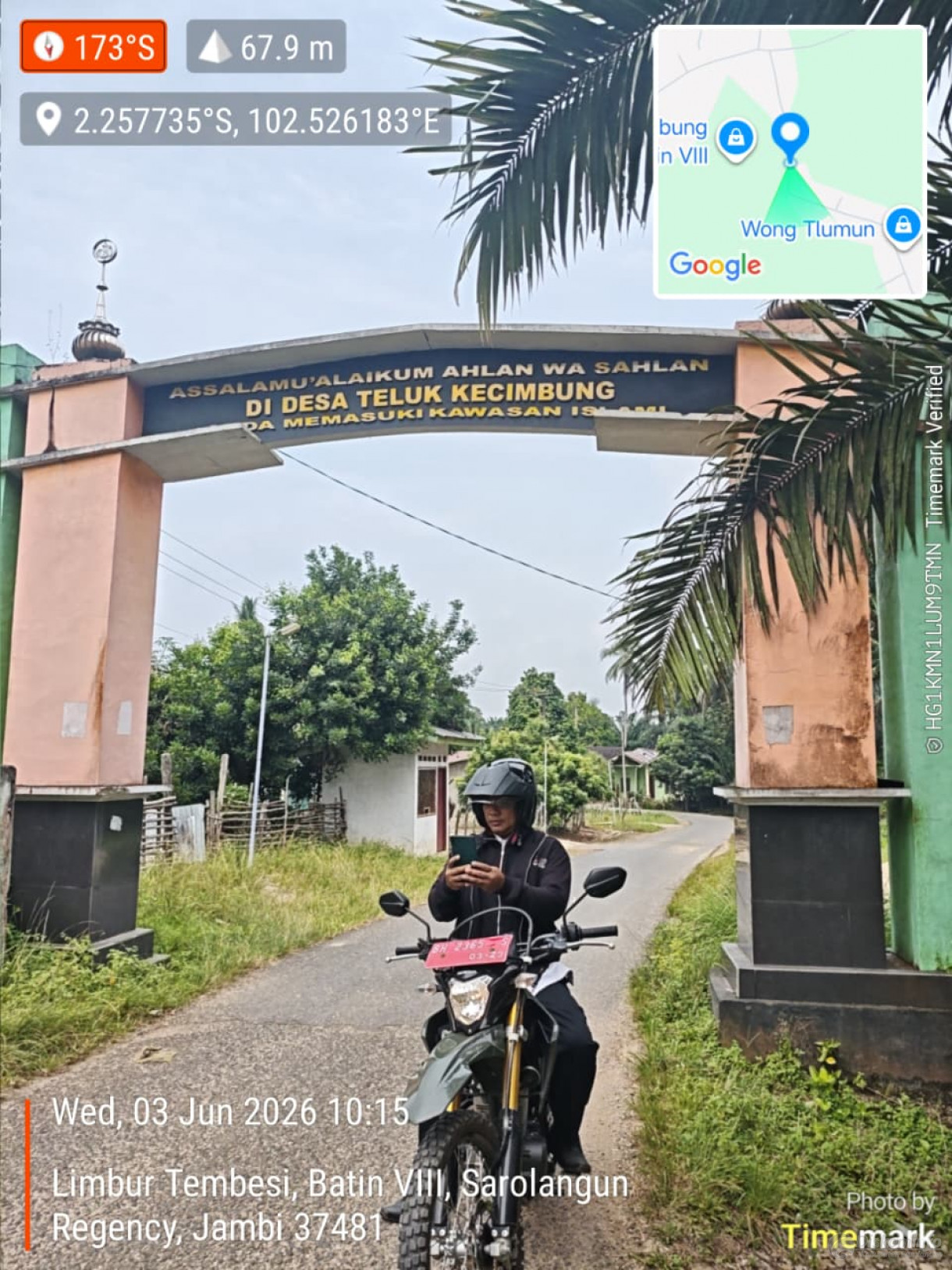 Melakukan pengambilan data dan bukti dukung daerah blank spot di Desa Teluk Kecimbung,Kecamatan Bathin VIII, Kabupaten Sarolangun