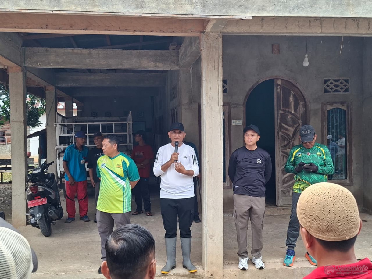 Kegiatan Jumat Gotong Royong bertempat di Kec. Singkut